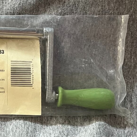 Pampered Chef Apple Peeler Thick Slice Attachment #2433 - Picture 8 of 8